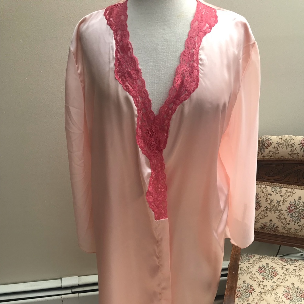 Pretty robe/cover up